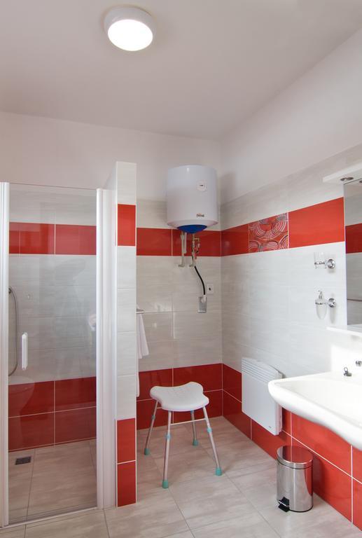 Penzion U Sklepu Hotel Hovorany Luaran gambar