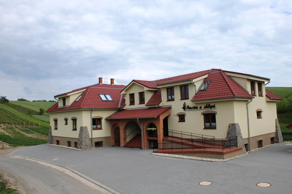 Penzion U Sklepu Hotel Hovorany Luaran gambar